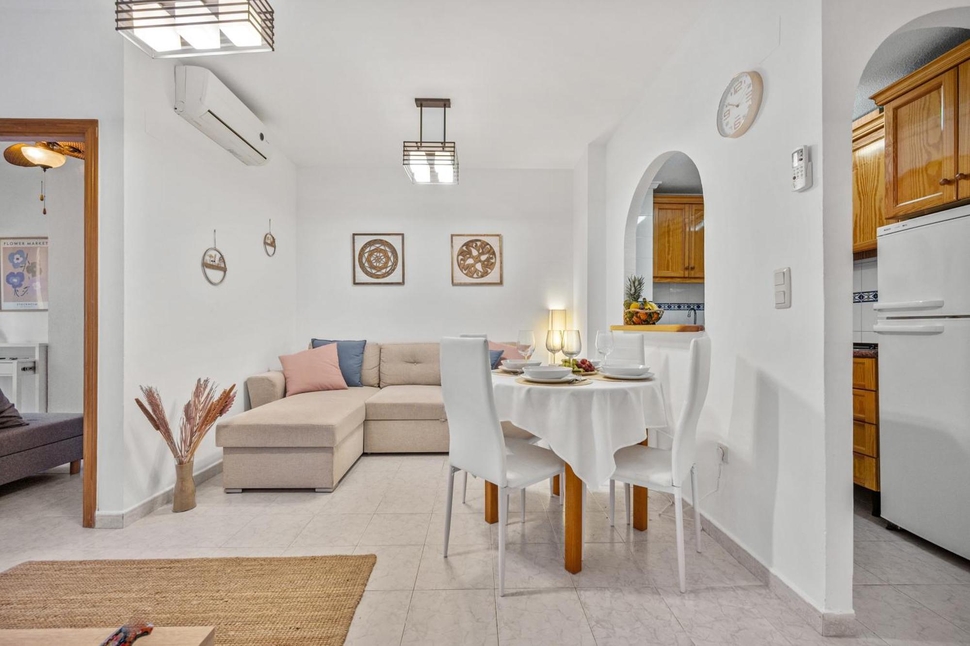 Casa Tomi Y Luca Torrevieja